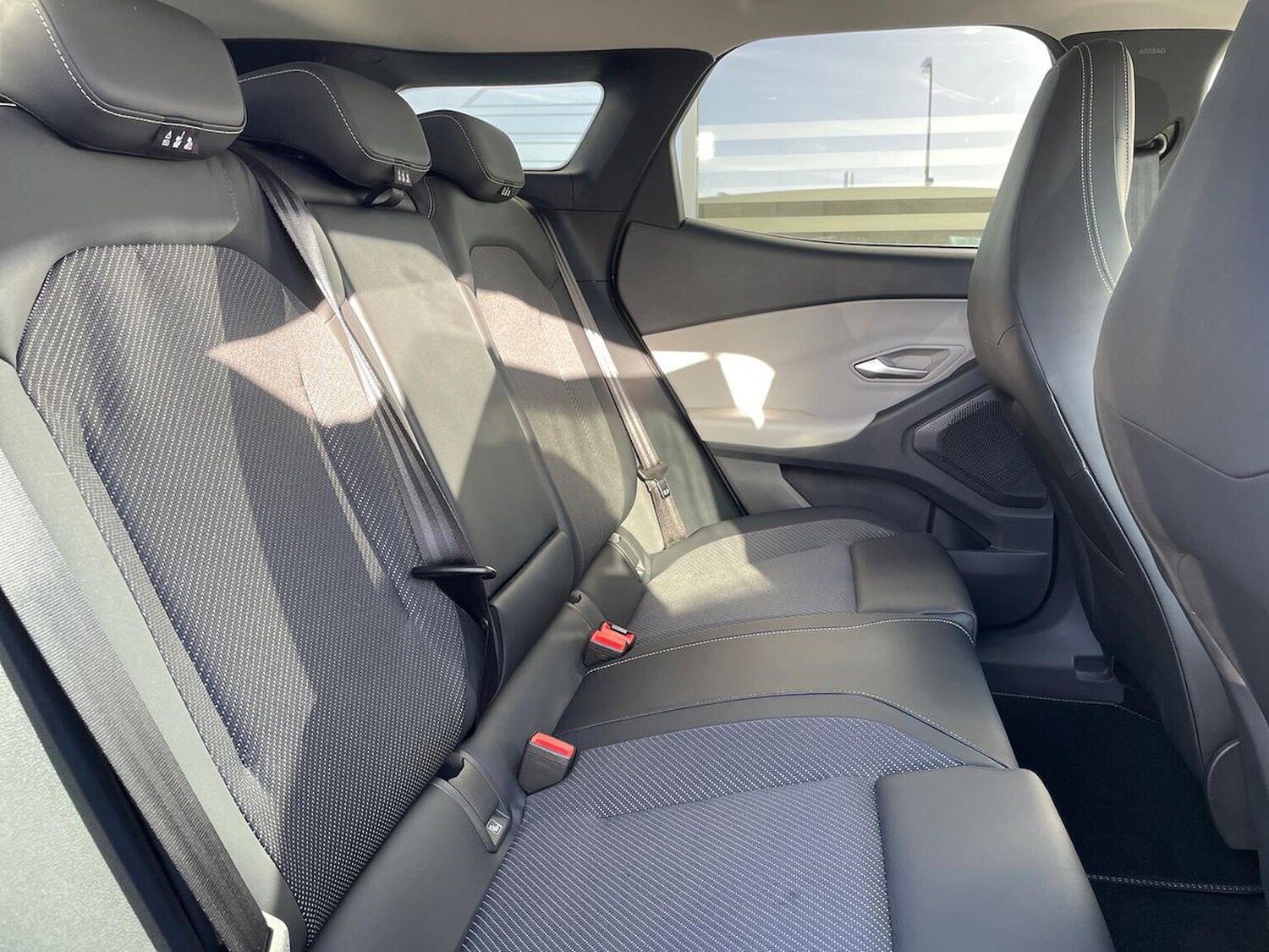 Used Ford Explorer 2024 for sale - 76531387: Photo 16