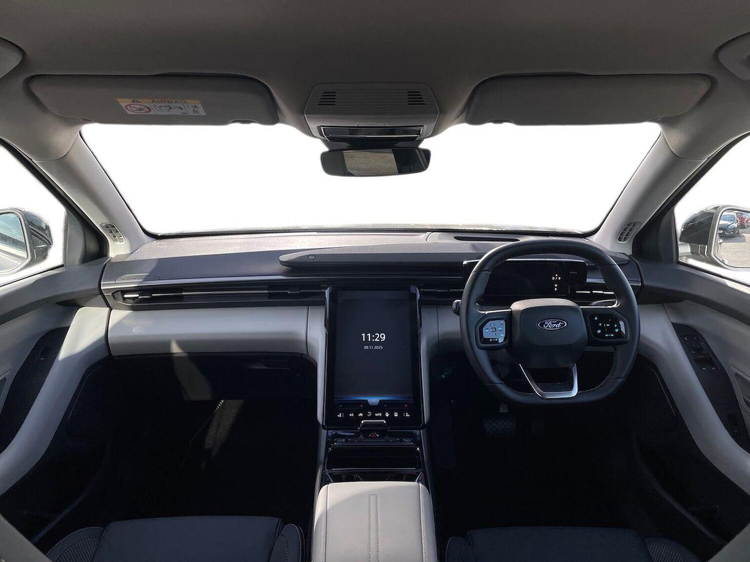 Used Ford Explorer 2024 for sale - 76531387: Photo 8