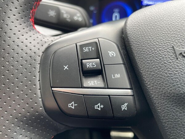 Used Ford Kuga 2022 for sale - 76305436: Photo 26