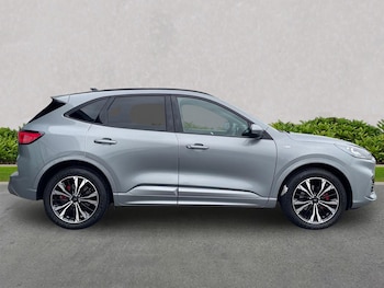 Used Ford Kuga 2022 for sale - 76305436: Photo 3