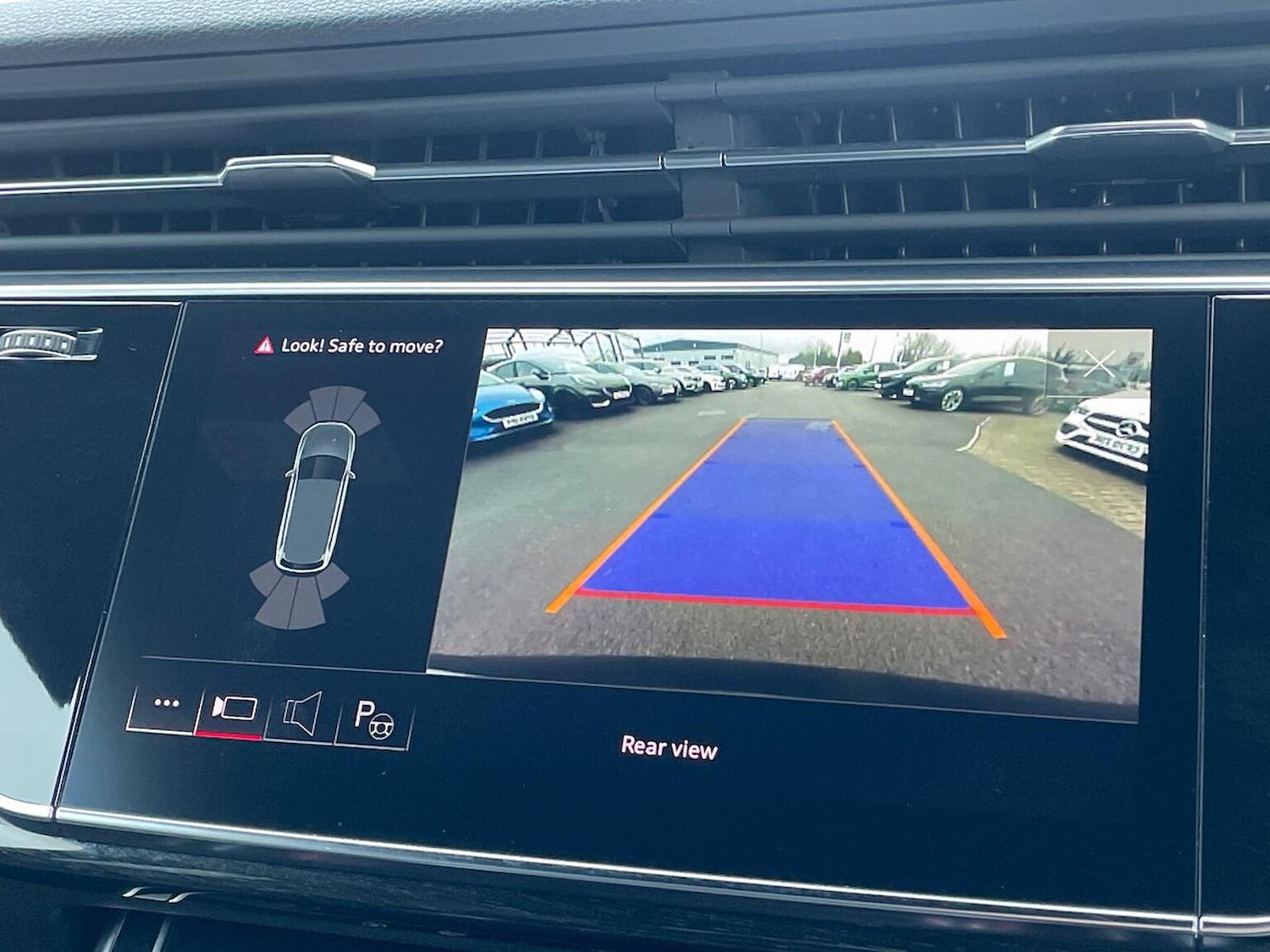 Used Audi Q7 2022 for sale - 77896305: Photo 23