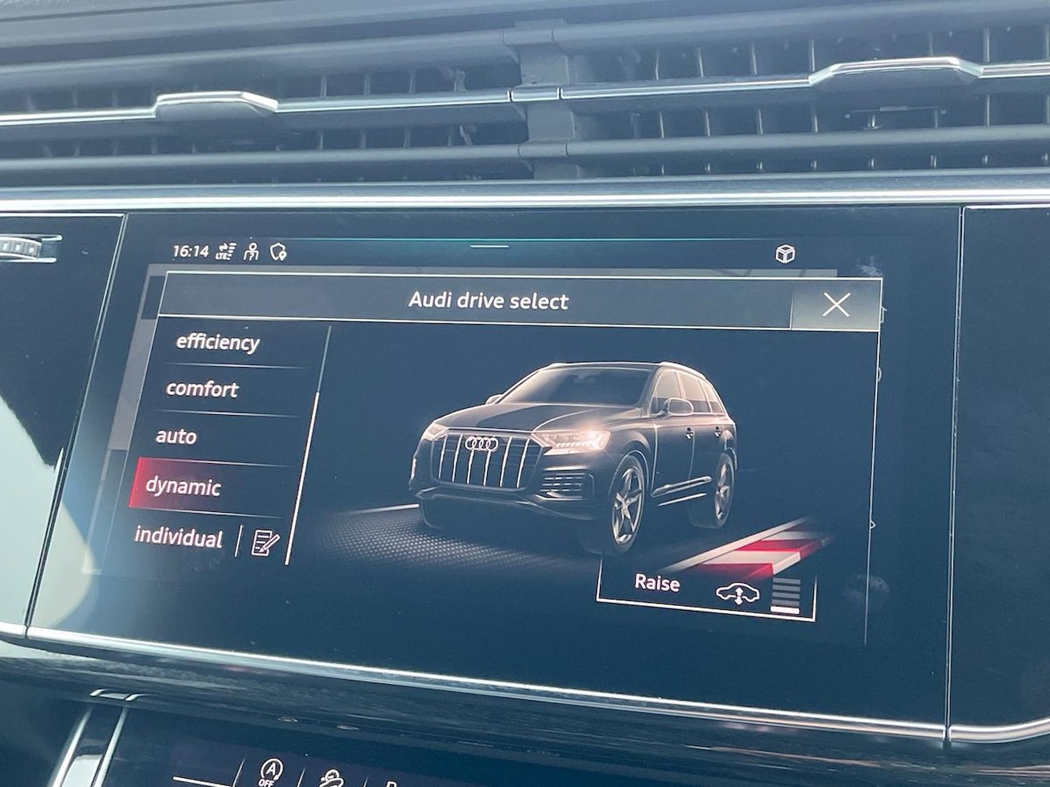 Used Audi Q7 2022 for sale - 77896305: Photo 38