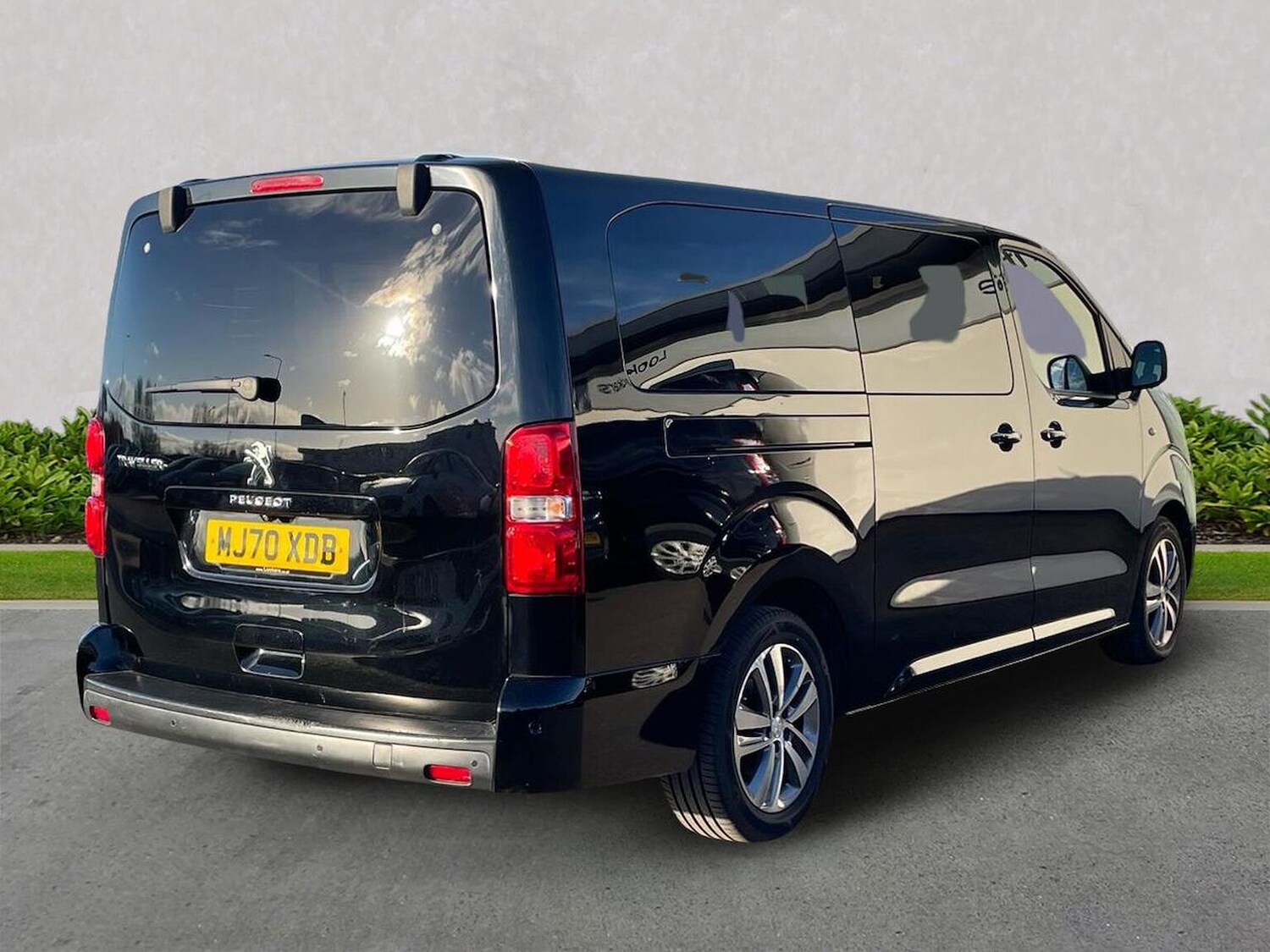 Used Peugeot Traveller 2020 for sale - 76911213: Photo 18