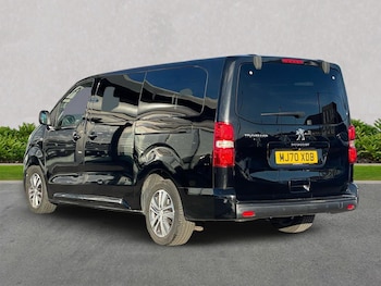 Used Peugeot Traveller 2020 for sale - 76911213: Photo