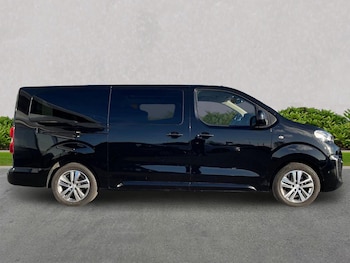 Used Peugeot Traveller 2020 for sale - 76911213: Photo