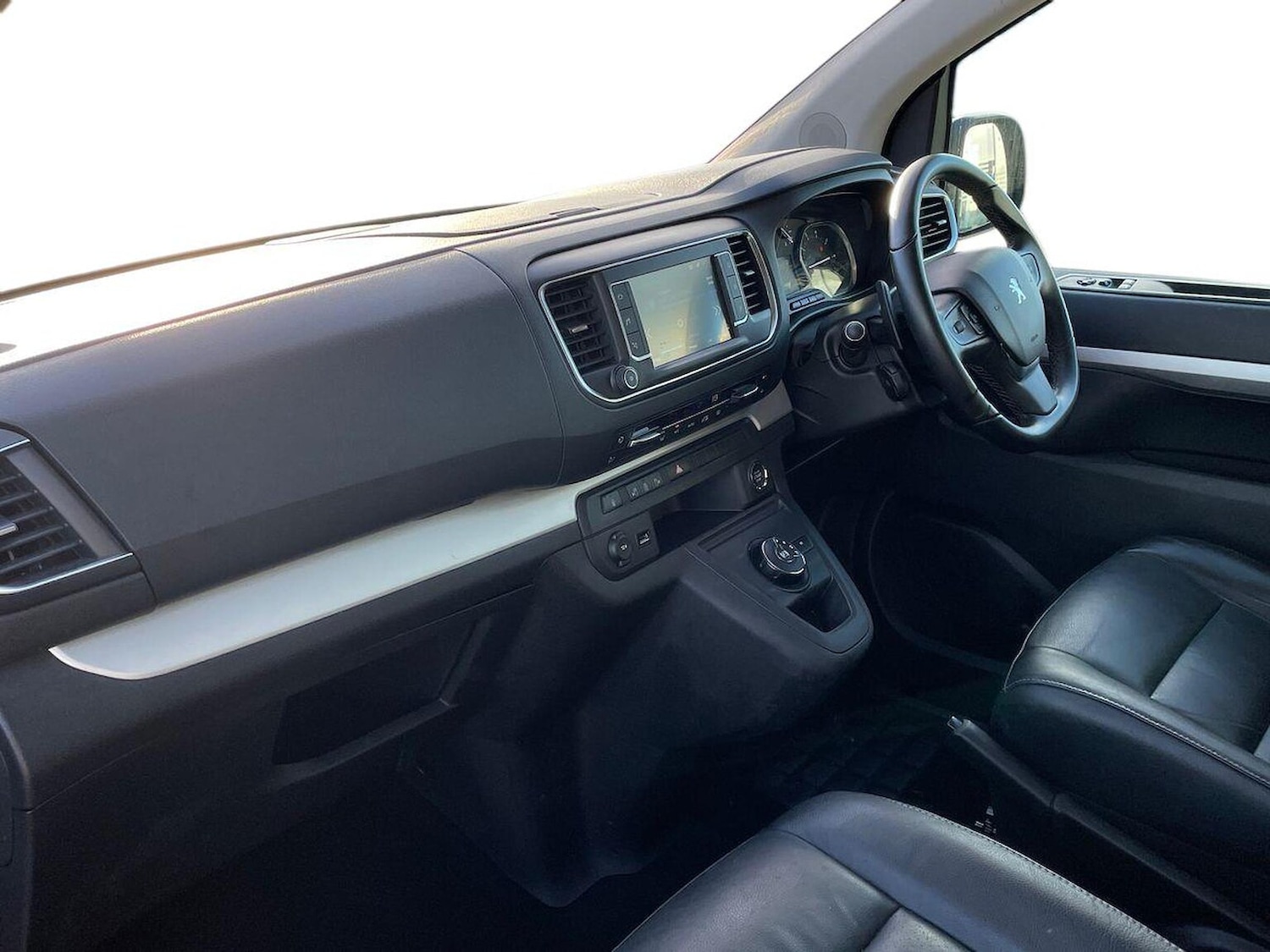 Used Peugeot Traveller 2020 for sale - 76911213: Photo 7