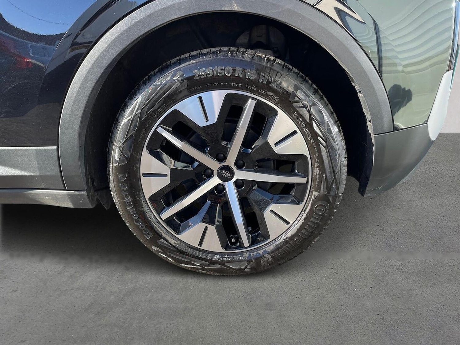 Used Ford Explorer 2025 for sale - 77715420: Photo 6