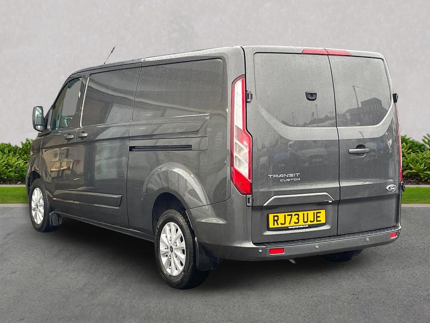 Used Ford Transit Custom 2023 for sale - 76986863: Photo 2