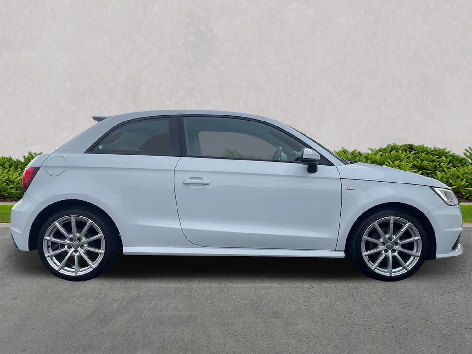 Used Audi A1 2016 for sale - 76174226: Photo 3