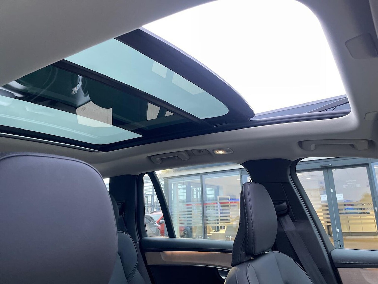 Used Volvo XC90 2025 for sale - 77896252: Photo 32