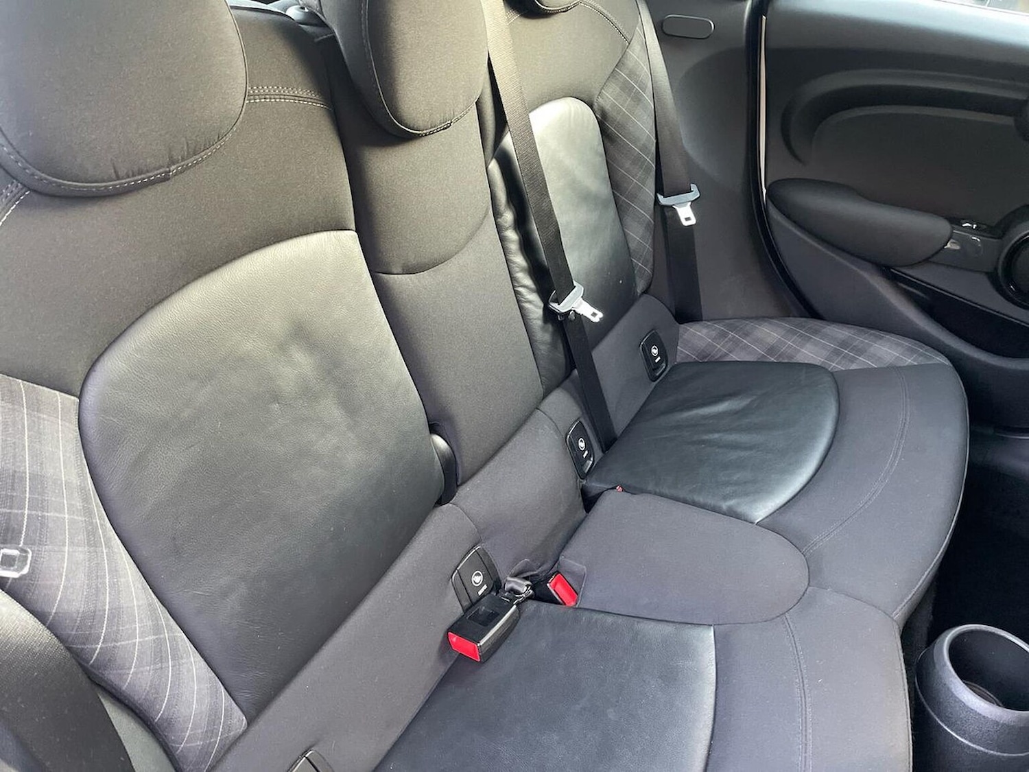 Used MINI Hatch 2015 for sale - 76935390: Photo 16