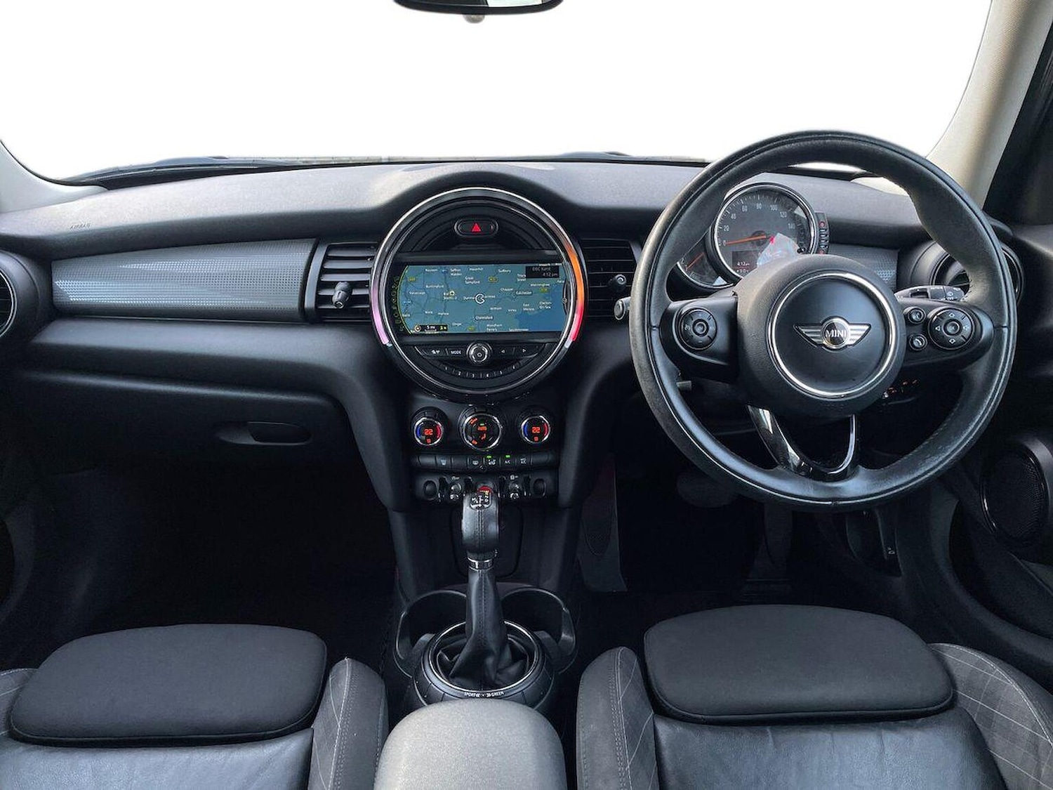 Used MINI Hatch 2015 for sale - 76935390: Photo 8