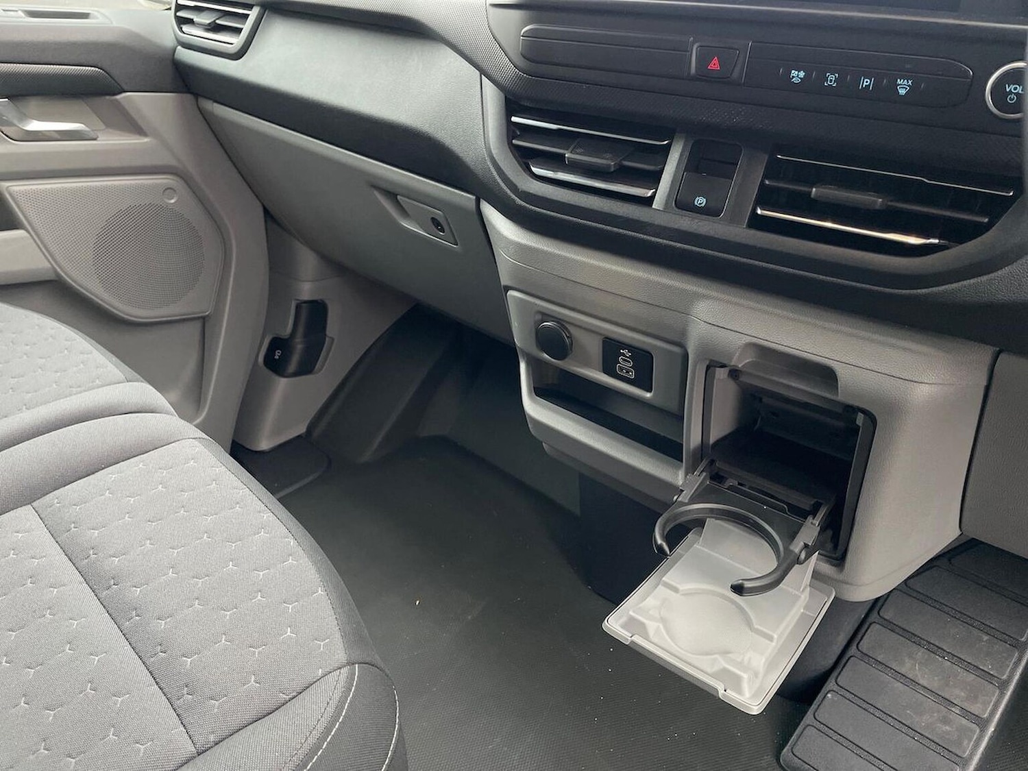 Used Ford Transit Custom 2024 for sale - 76963466: Photo 13