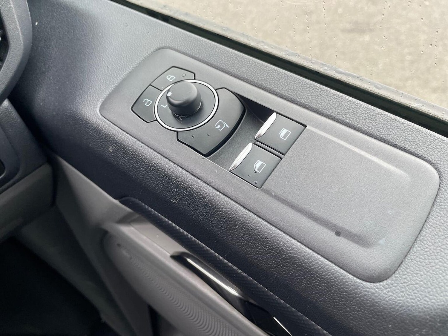 Used Ford Transit Custom 2024 for sale - 76963466: Photo 21