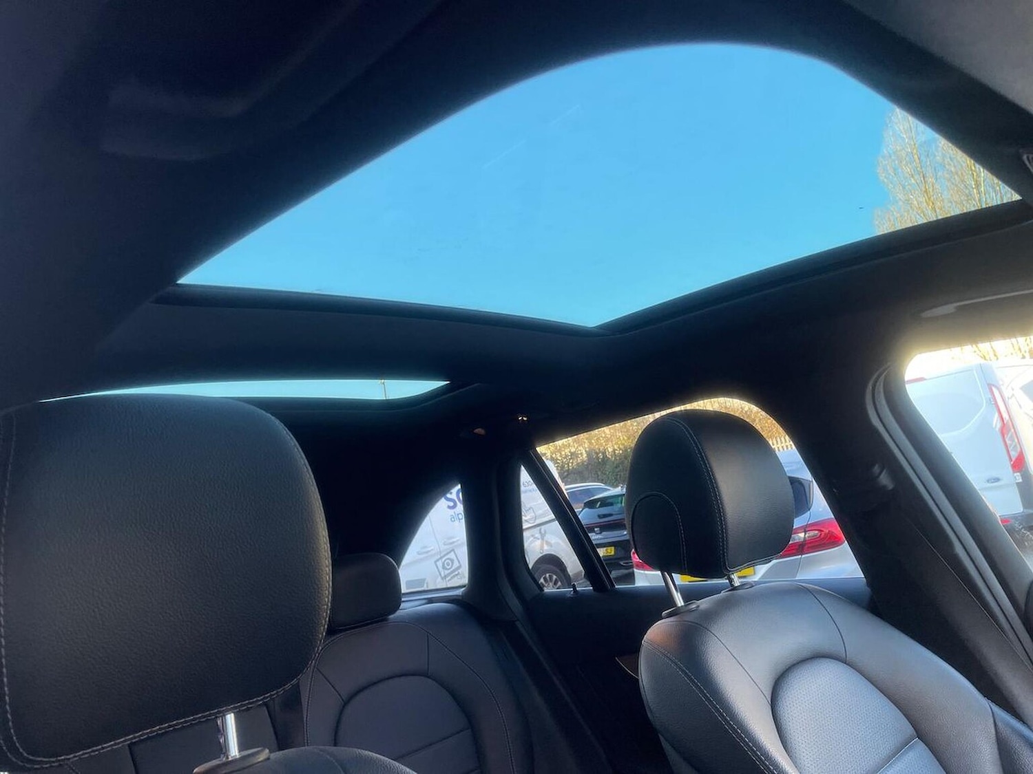 Used Mercedes-Benz GLC 2016 for sale - 77567695: Photo 32