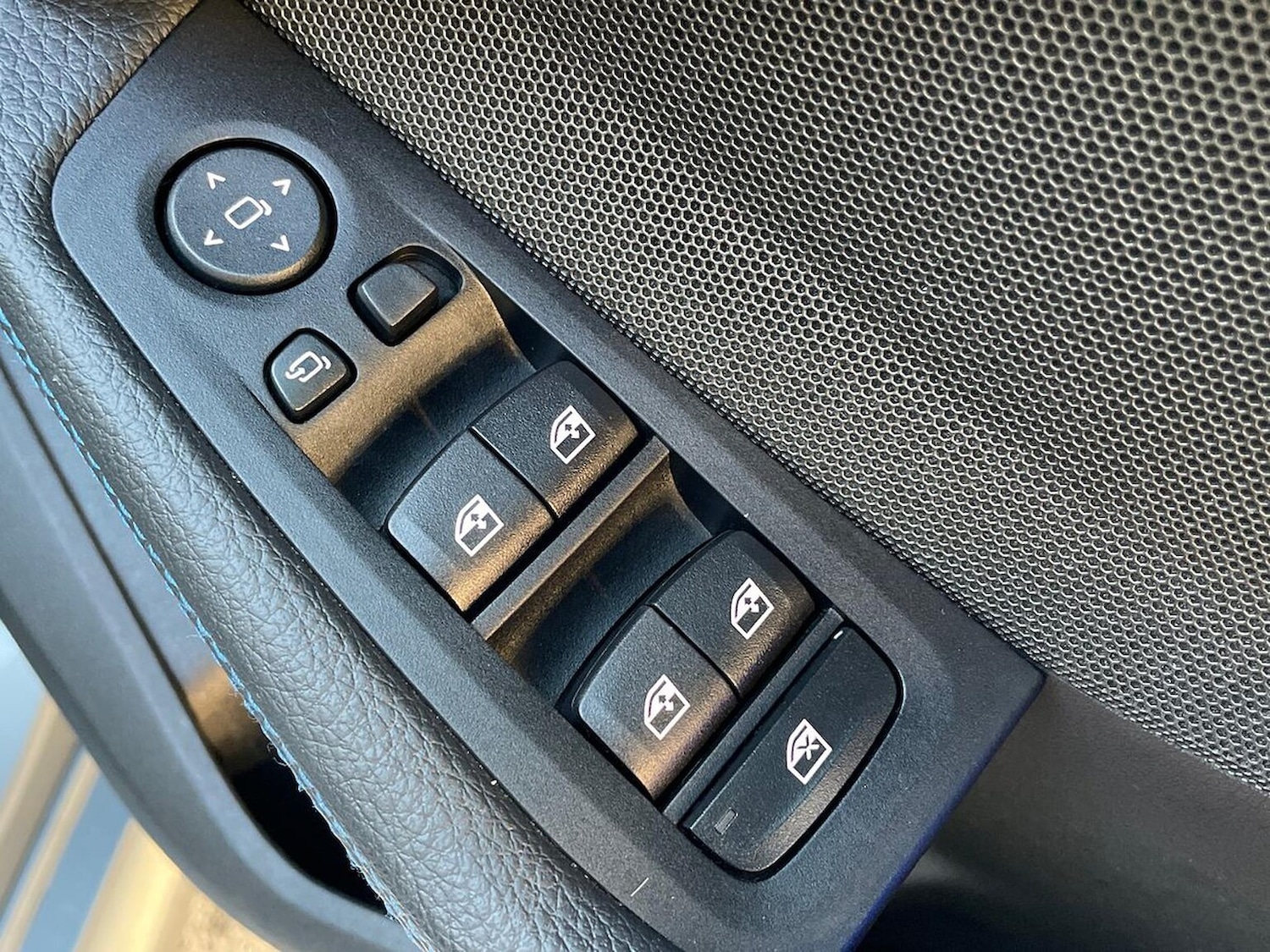 Used BMW 2 Series 2023 for sale - 76699439: Photo 21