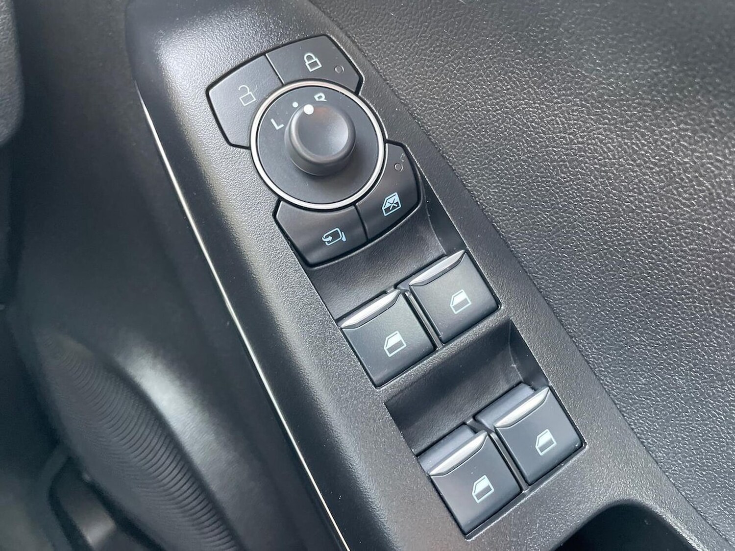 Used Ford Puma 2024 for sale - 78194861: Photo 23