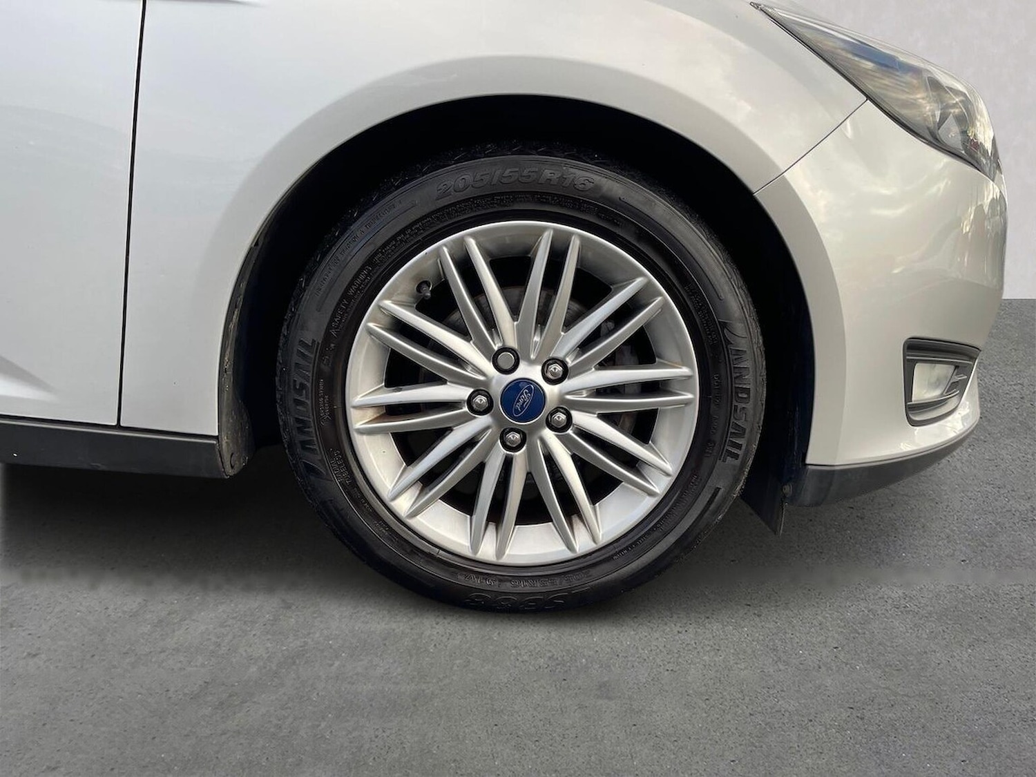 Used Ford Focus 2018 for sale - 76892092: Photo 6