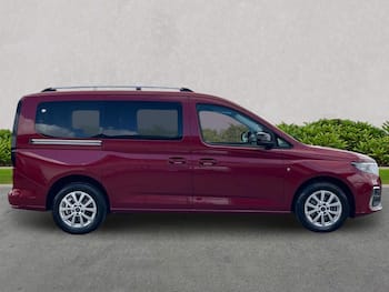 Used Ford Tourneo Connect 2023 for sale - 79661825: Photo