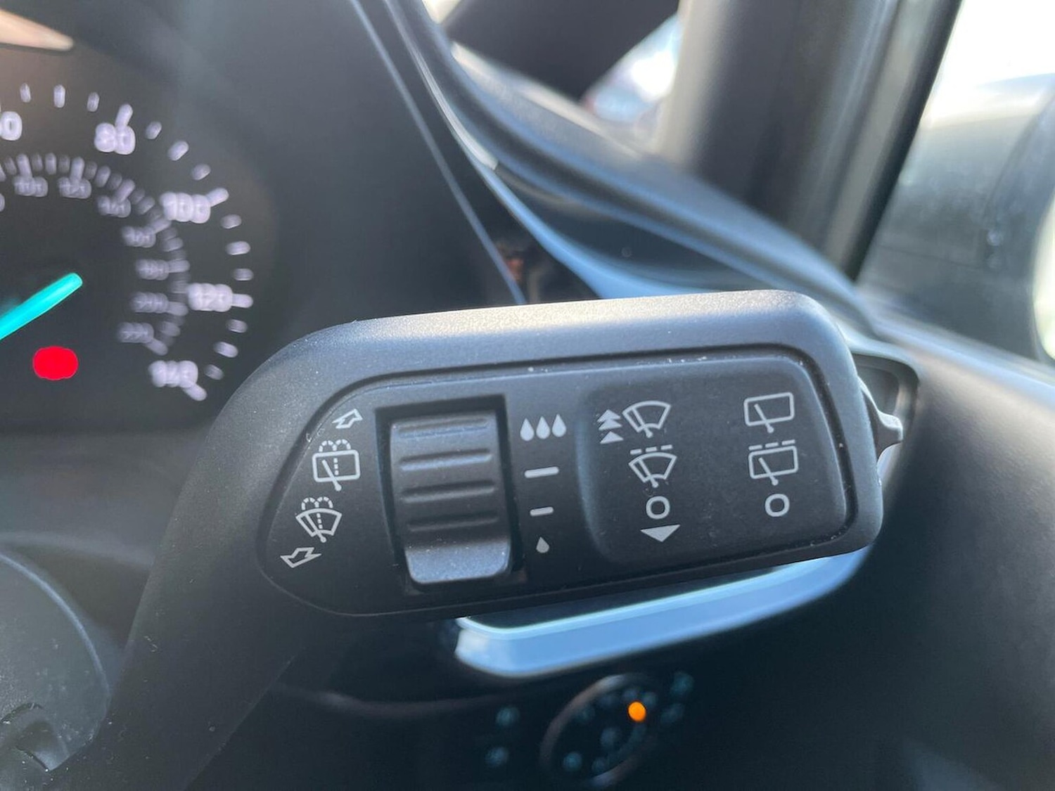 Used Ford Fiesta 2019 for sale - 76736625: Photo 28