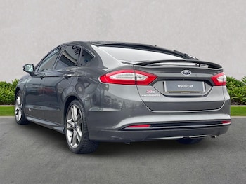 Used Ford Mondeo 2017 for sale - 76246247: Photo 2