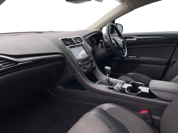 Used Ford Mondeo 2017 for sale - 76246247: Photo 7
