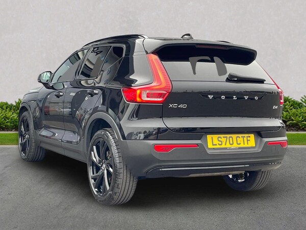 Used Volvo XC40 2020 for sale - 76246246: Photo 2