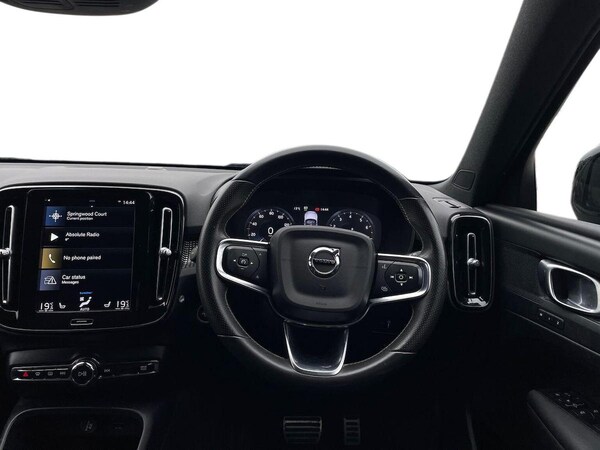 Used Volvo XC40 2020 for sale - 76246246: Photo 9