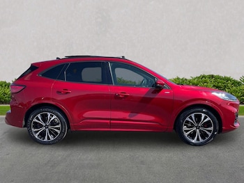 Used Ford Kuga 2023 for sale - 79399343: Photo