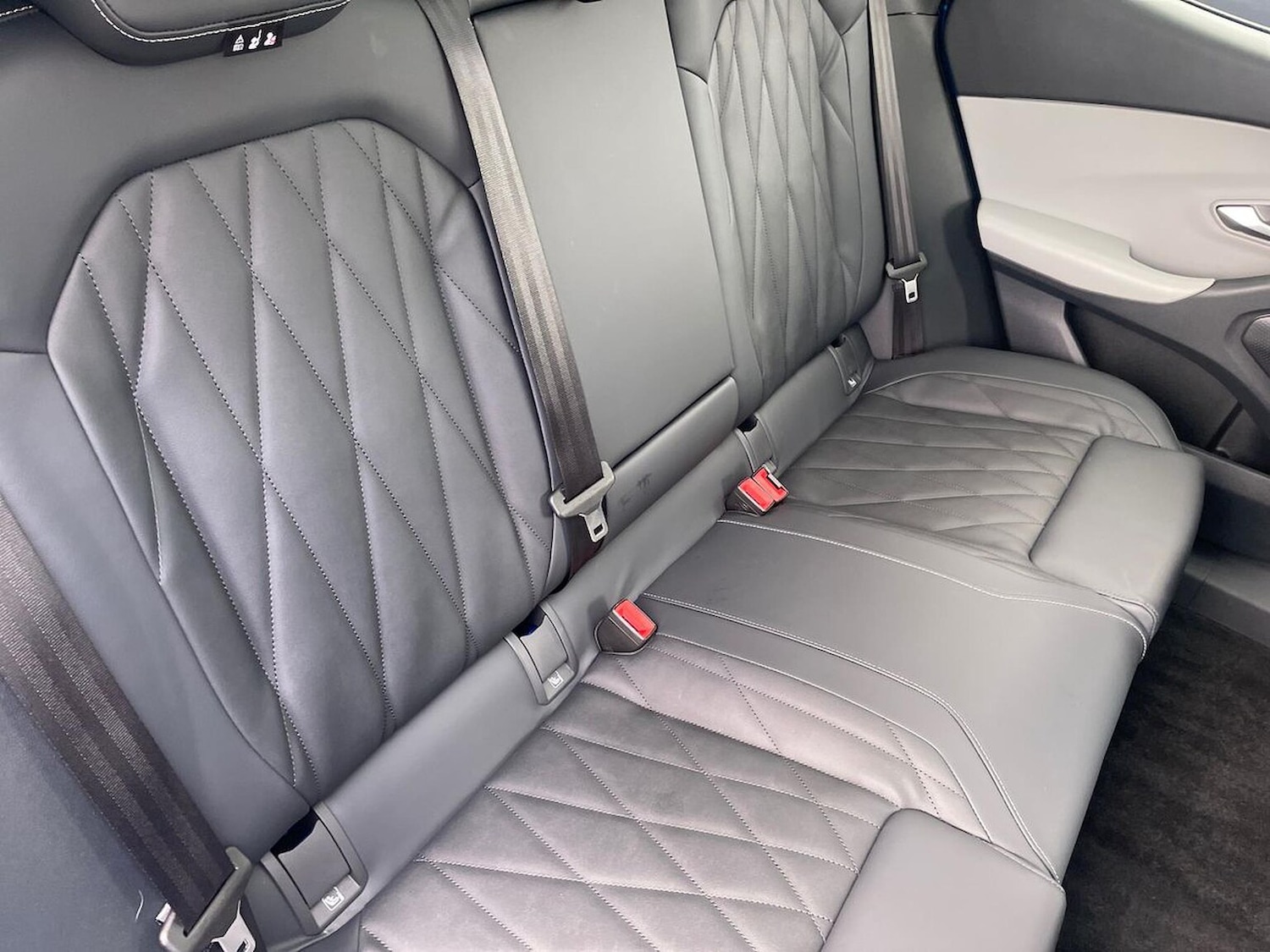 Used Ford Capri 2024 for sale - 77872105: Photo 16