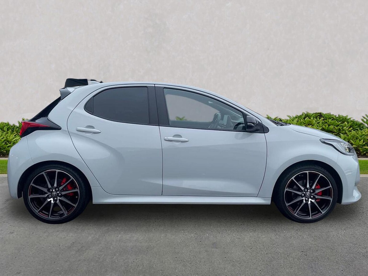 Used Toyota Yaris 2023 for sale - 77775172: Photo 3