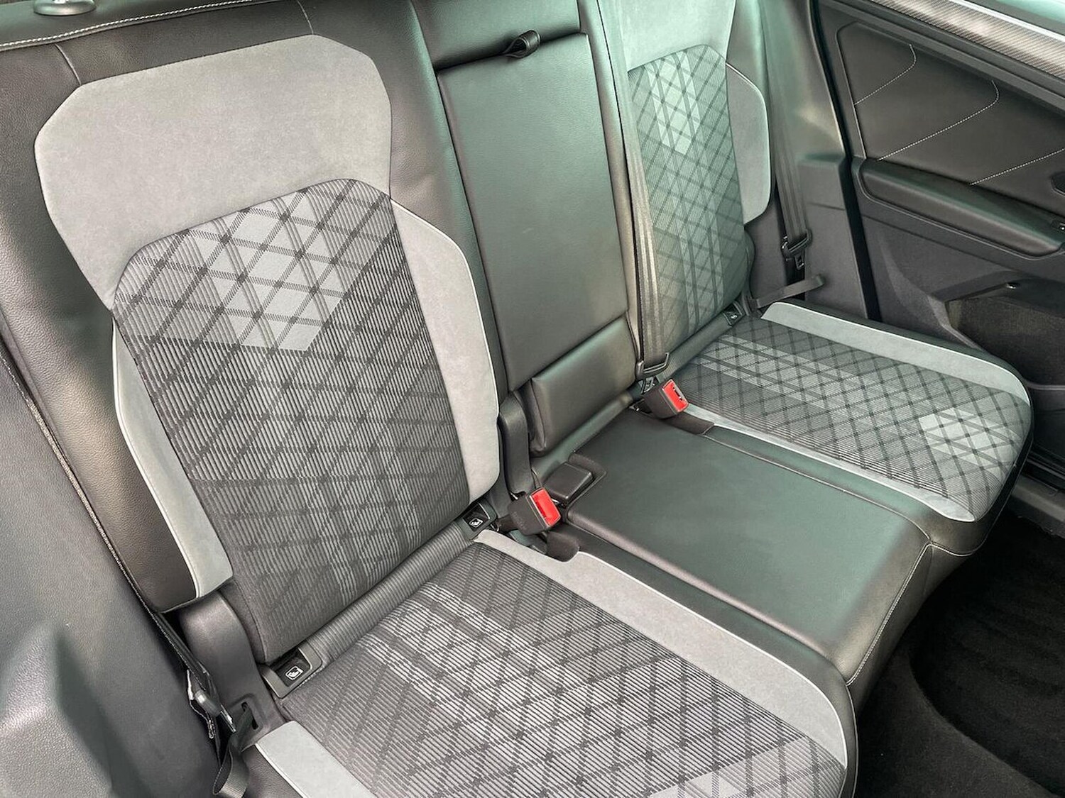 Used Volkswagen Tiguan 2020 for sale - 76628030: Photo 16