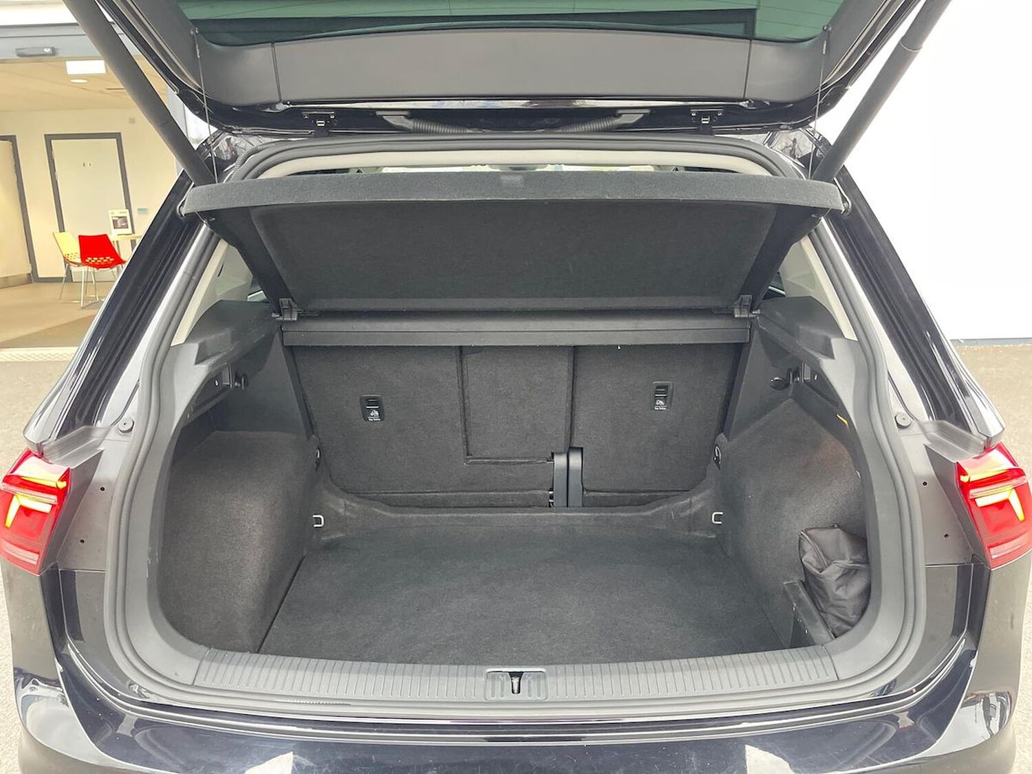 Used Volkswagen Tiguan 2021 for sale - 76257776: Photo 17