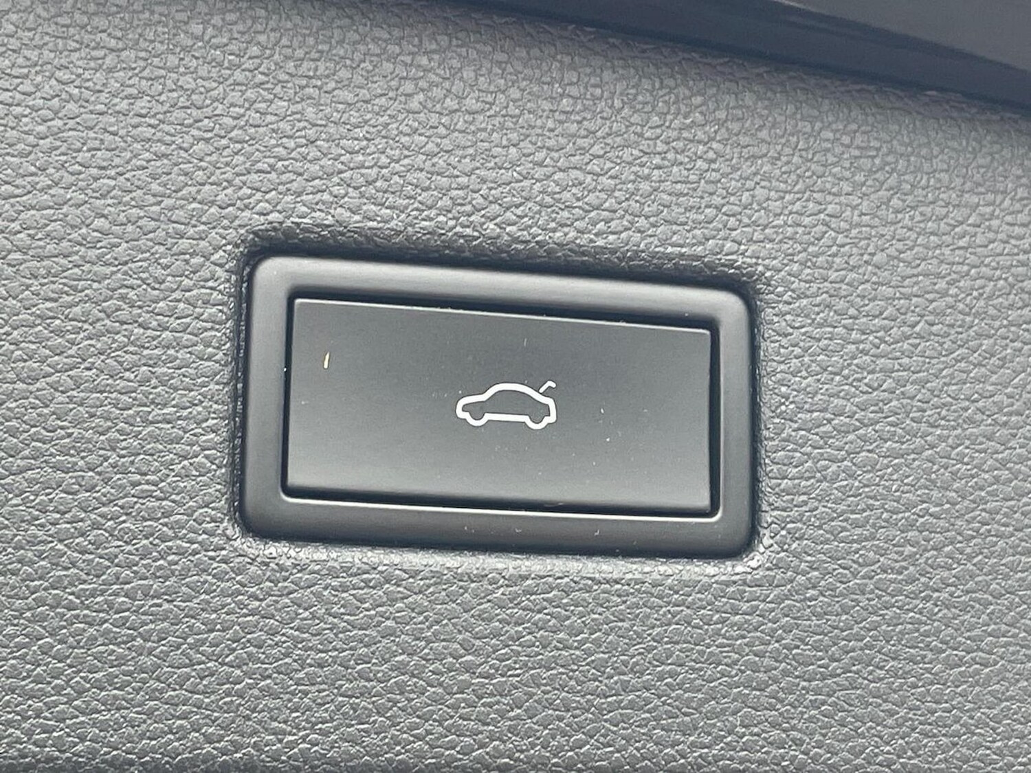 Used Volkswagen Tiguan 2021 for sale - 76257776: Photo 30