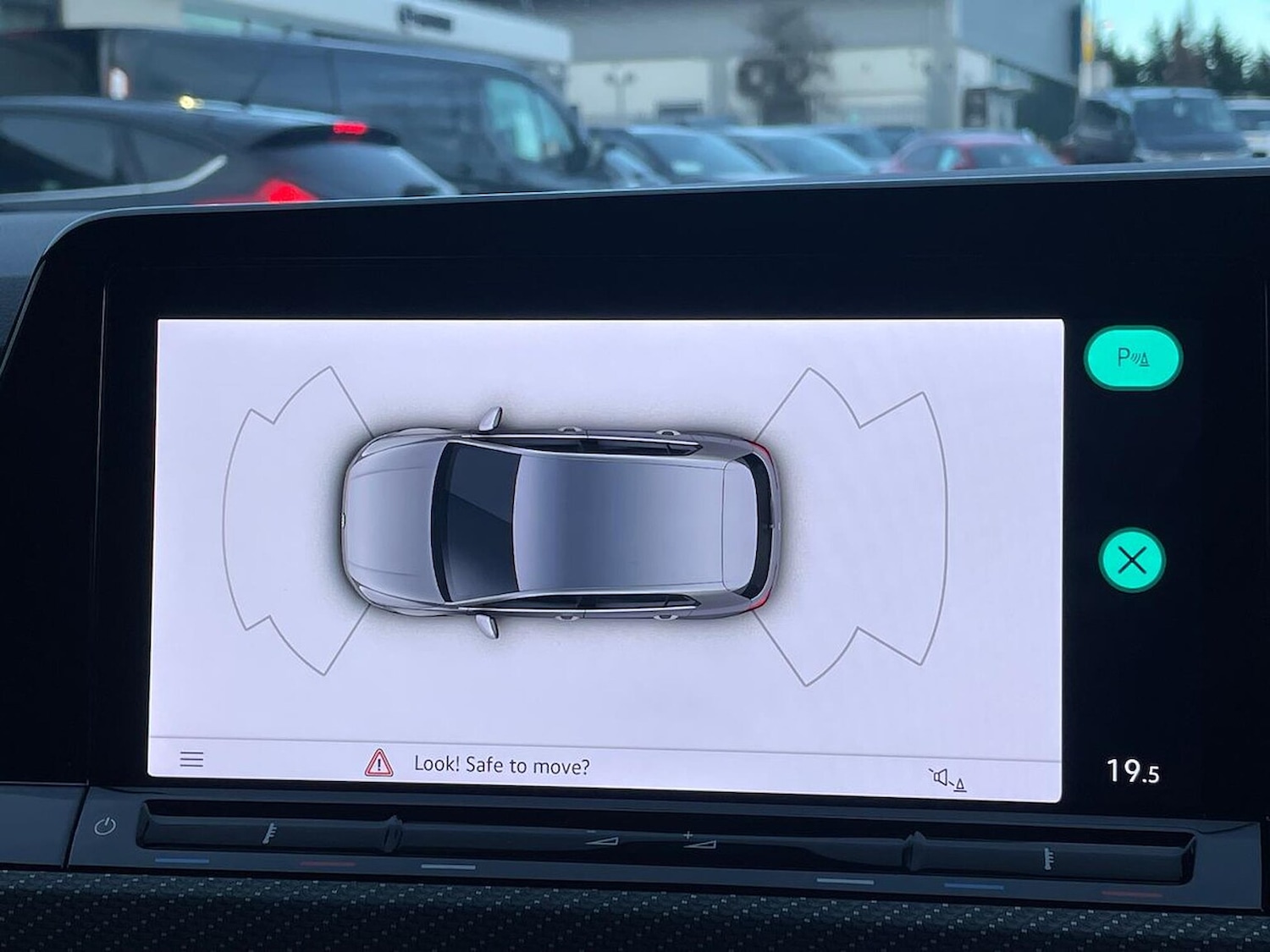 Used Volkswagen Golf 2023 for sale - 77962306: Photo 23