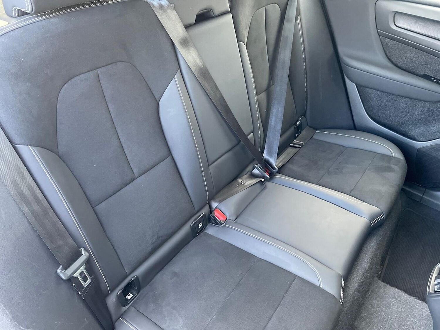 Used Volvo XC40 2023 for sale - 76832029: Photo 16