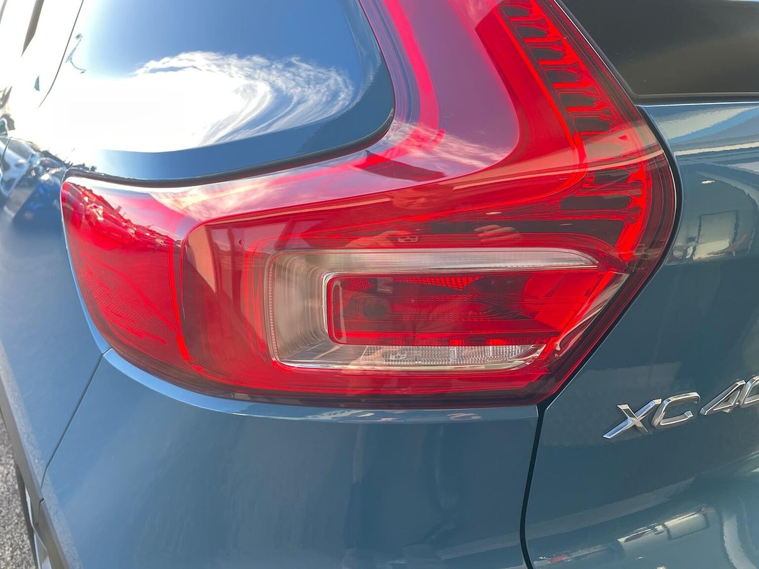 Used Volvo XC40 2023 for sale - 76832029: Photo 35