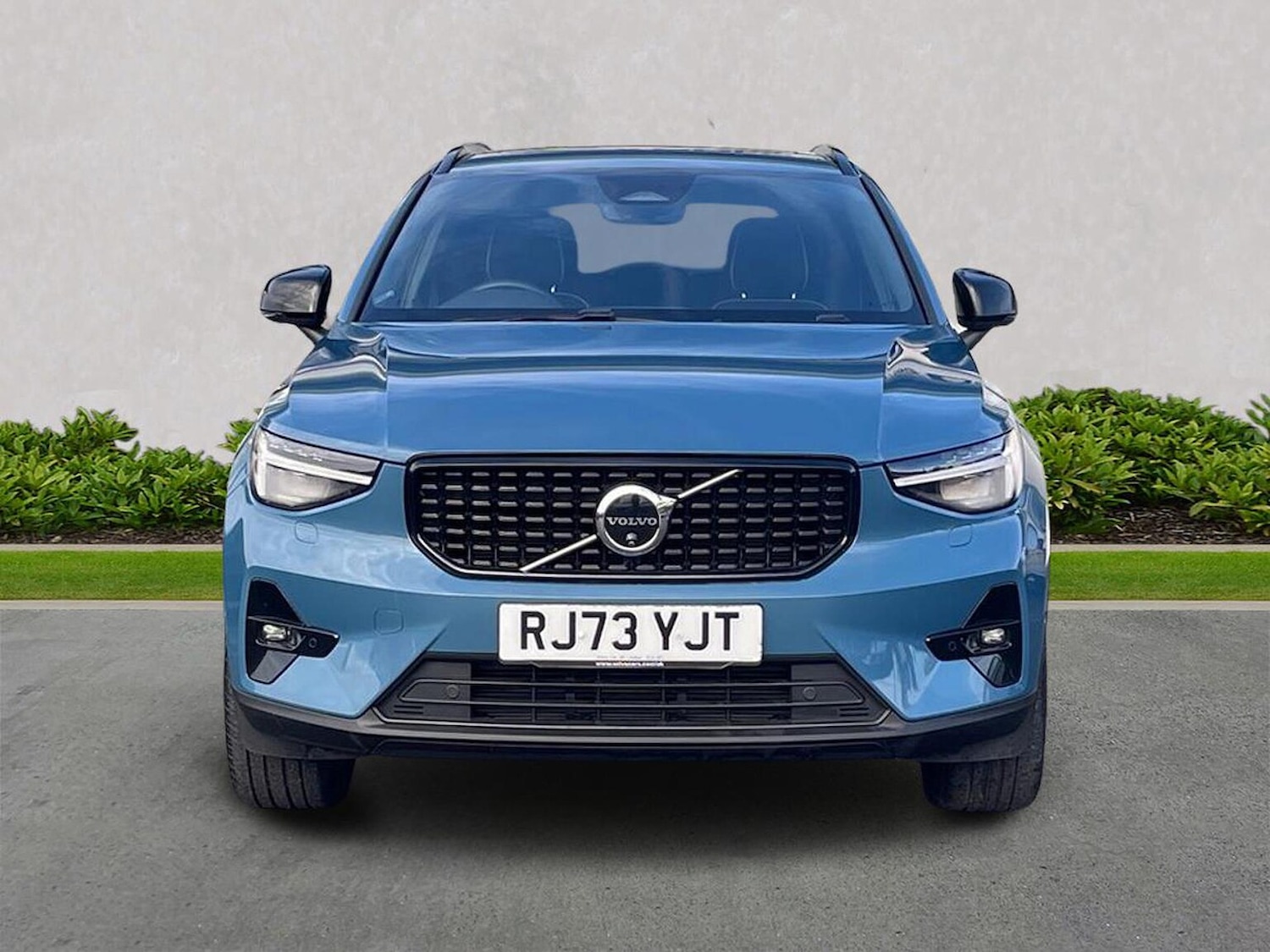 Used Volvo XC40 2023 for sale - 76832029: Photo 5