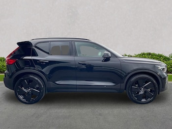 Used Volvo XC40 2024 for sale - 76335193: Photo
