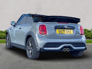 Used MINI Convertible 2021 for sale - 75736192: Photo