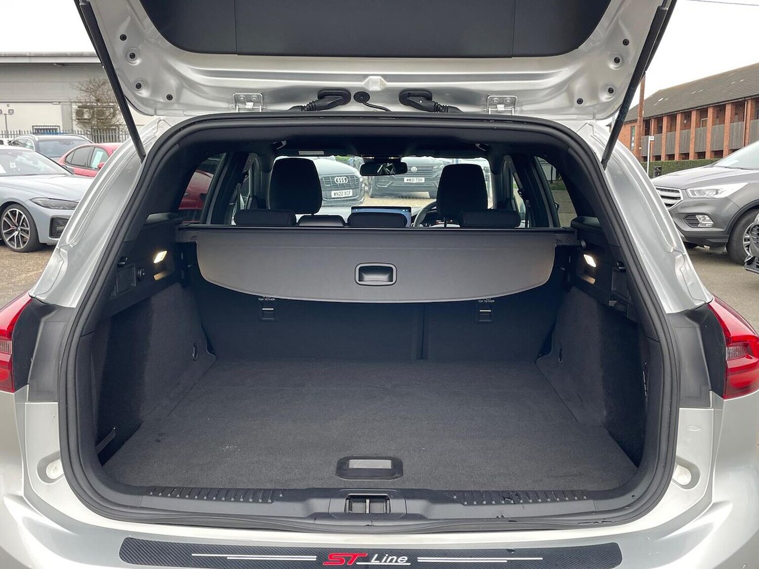 Used Ford Focus 2023 for sale - 78039278: Photo 17