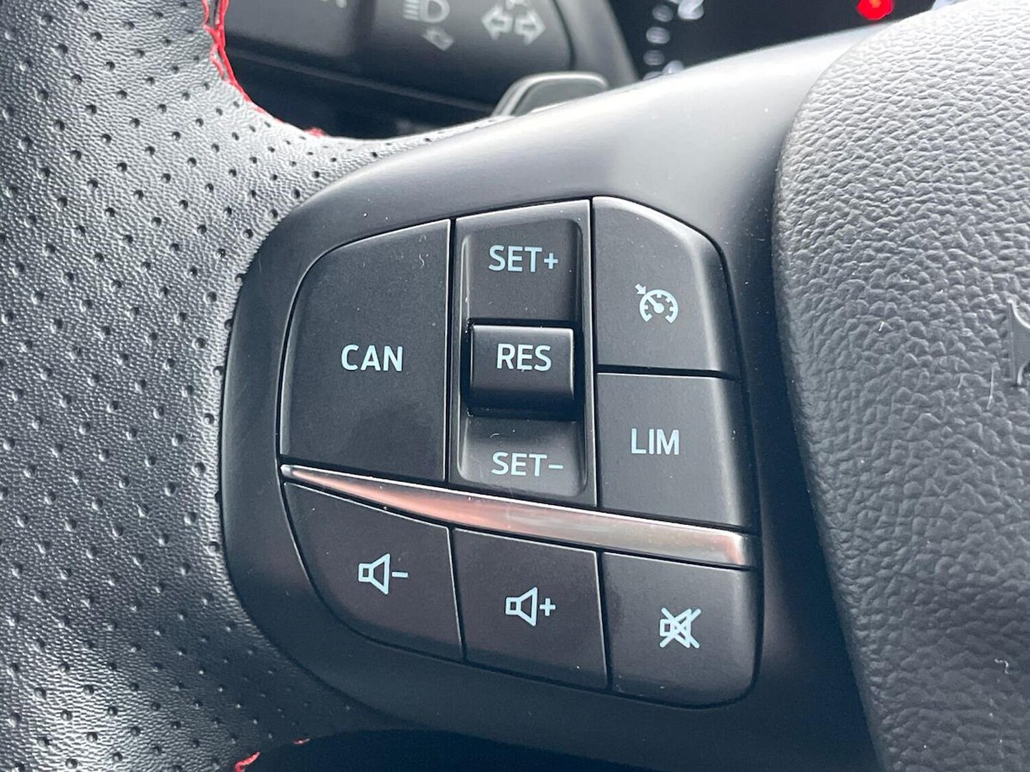 Used Ford Focus 2023 for sale - 78039278: Photo 26