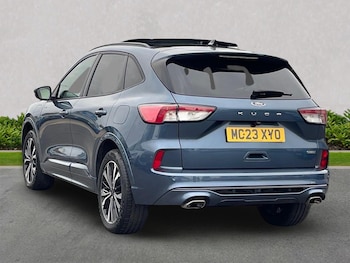 Used Ford Kuga 2023 for sale - 76299440: Photo 2