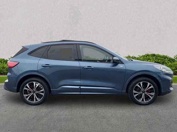 Used Ford Kuga 2023 for sale - 76299440: Photo 3