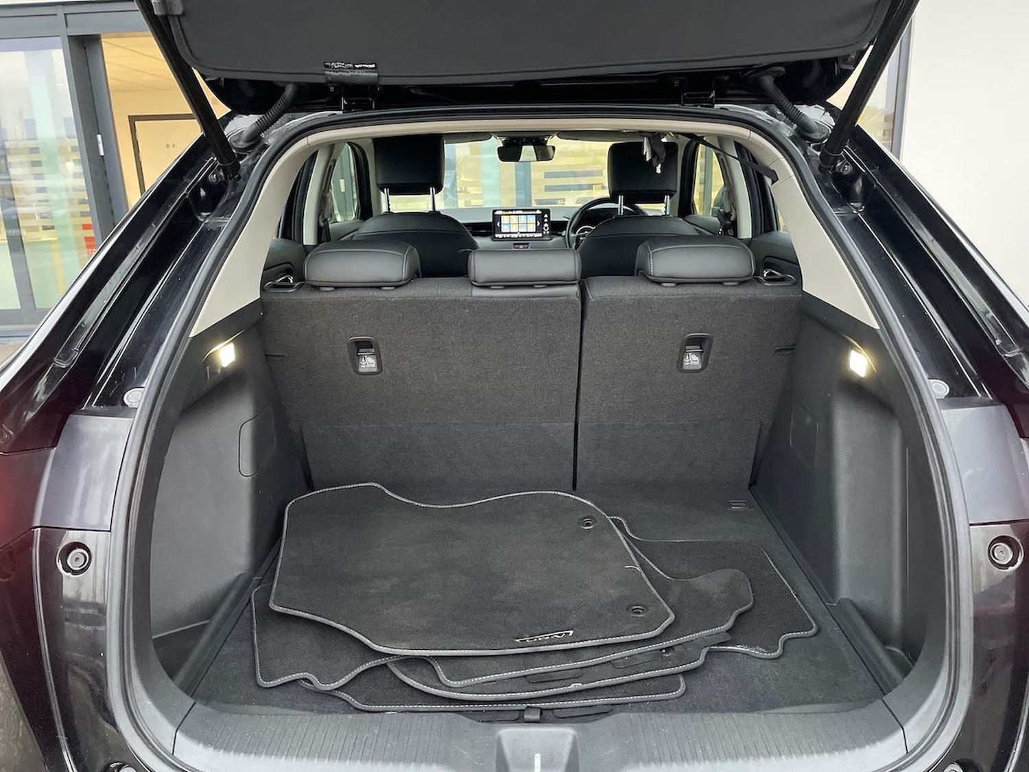 Used Honda HR-V 2023 for sale - 77797421: Photo 17