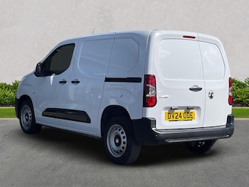 Used Vauxhall Combo 2024 for sale - 76305438: Photo