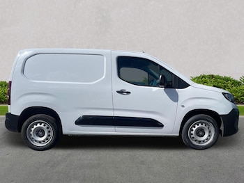 Used Vauxhall Combo 2024 for sale - 76305438: Photo