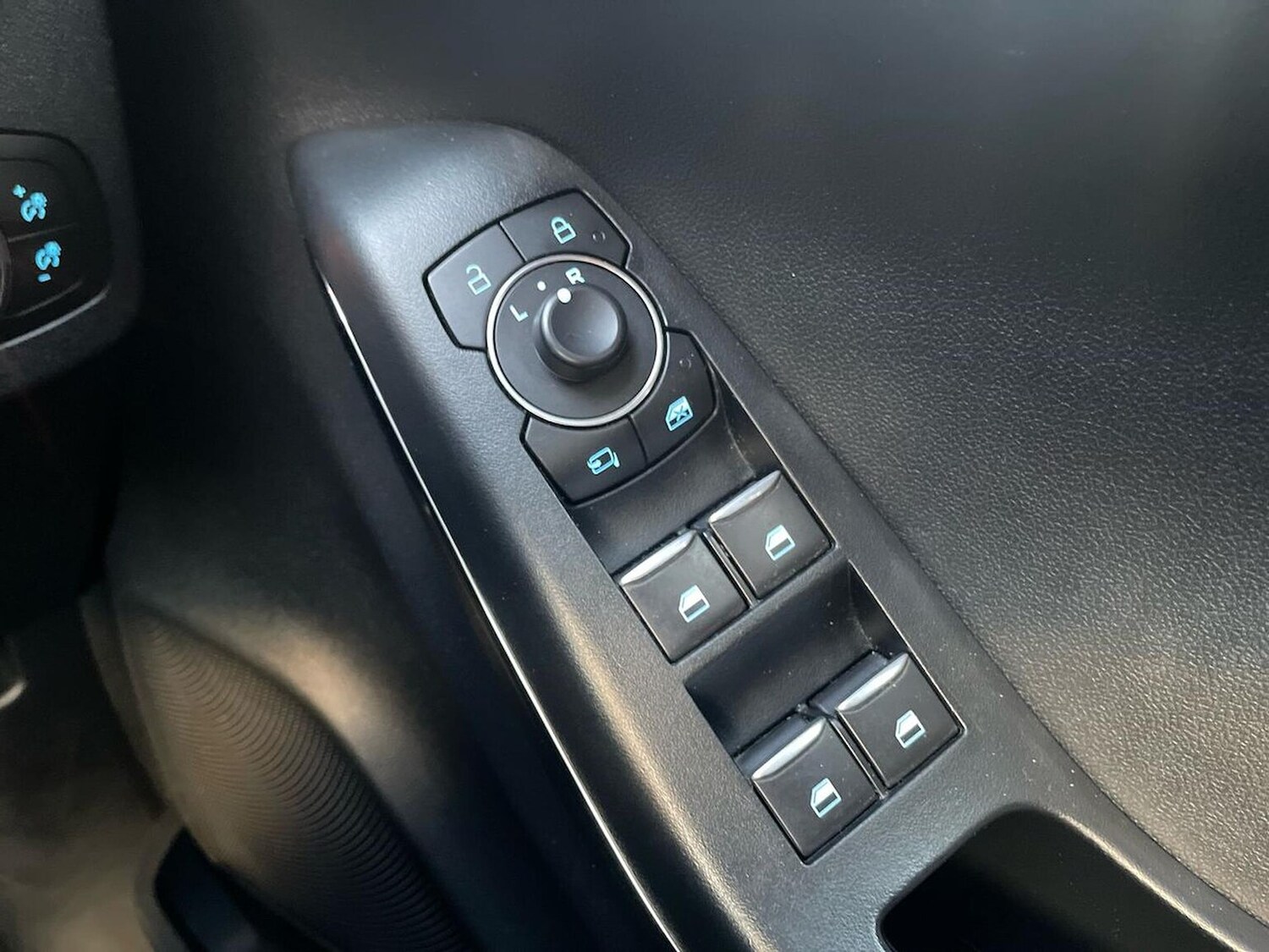 Used Ford Puma 2022 for sale - 76860055: Photo 21