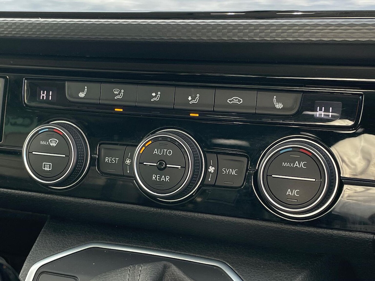 Used Volkswagen Caravelle 2021 for sale - 77616771: Photo 12