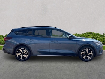 Used Ford Focus 2023 for sale - 79451115: Photo